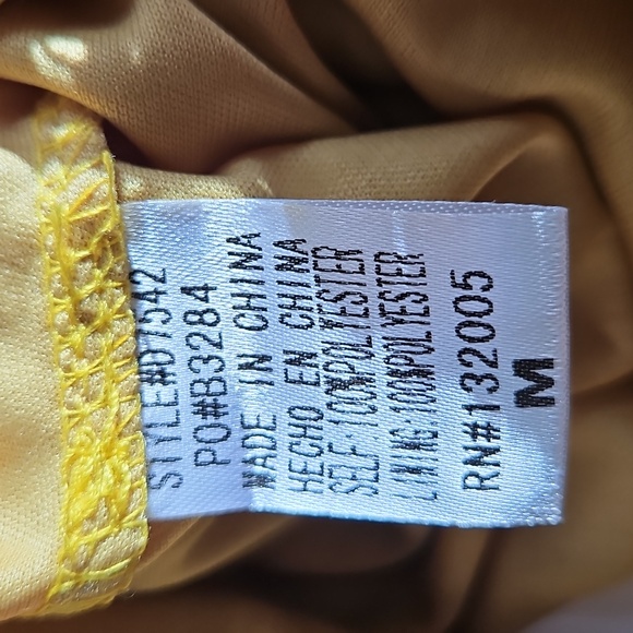 NWT Entro Yellow Crochet Lace Mini Shift Dress Navy Cross Halter Straps Size M - Picture 7 of 7